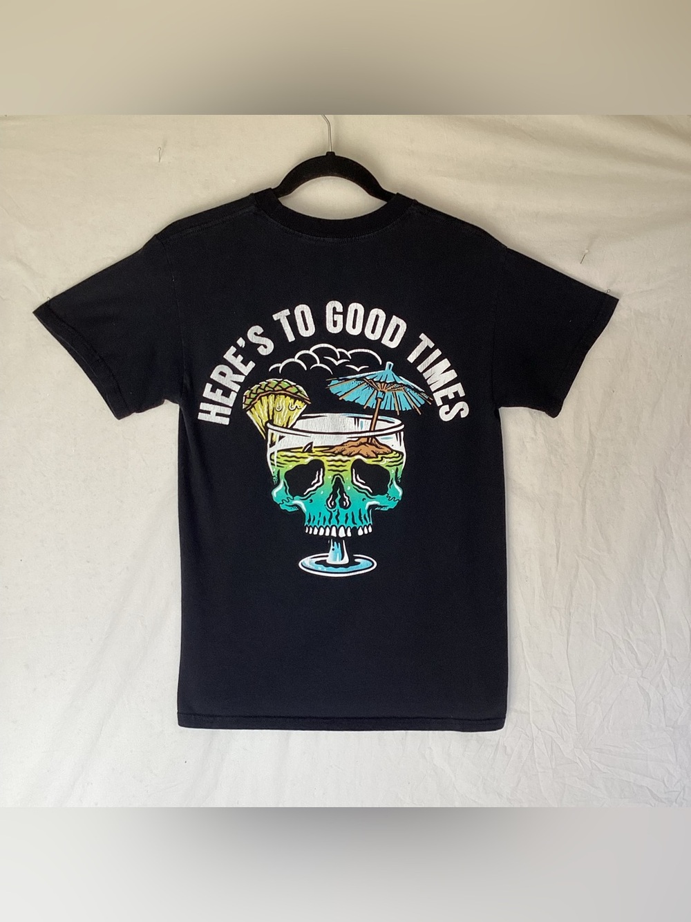 Retrofit brand Here’s to good times t shirt